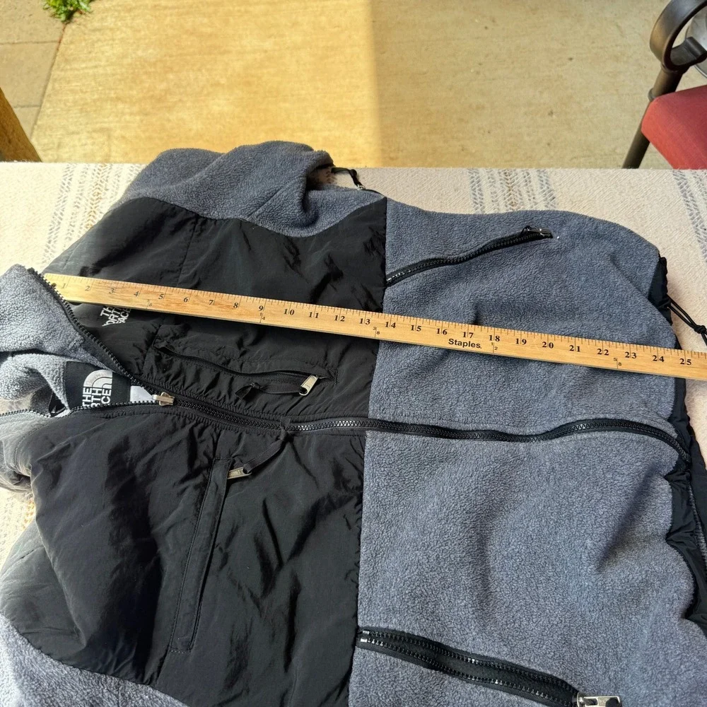 The North Face Men Retro Denali Jacket Grey Black Full Zip Fleece NF0A3XAU Large